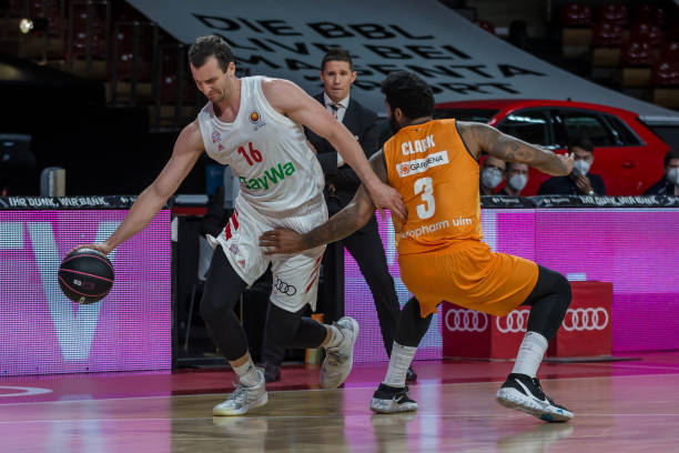 战和突破 战和突破