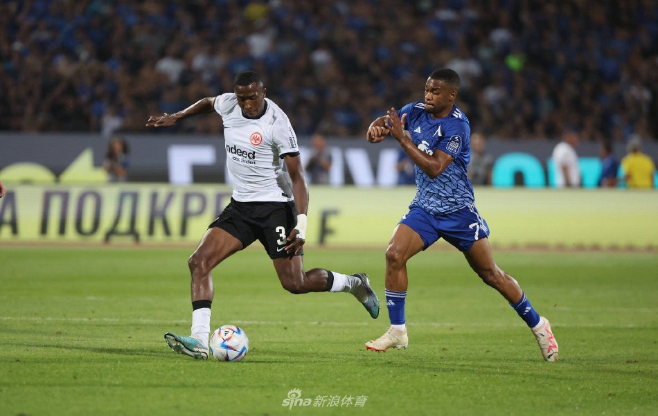 队内外的不 队内外的不